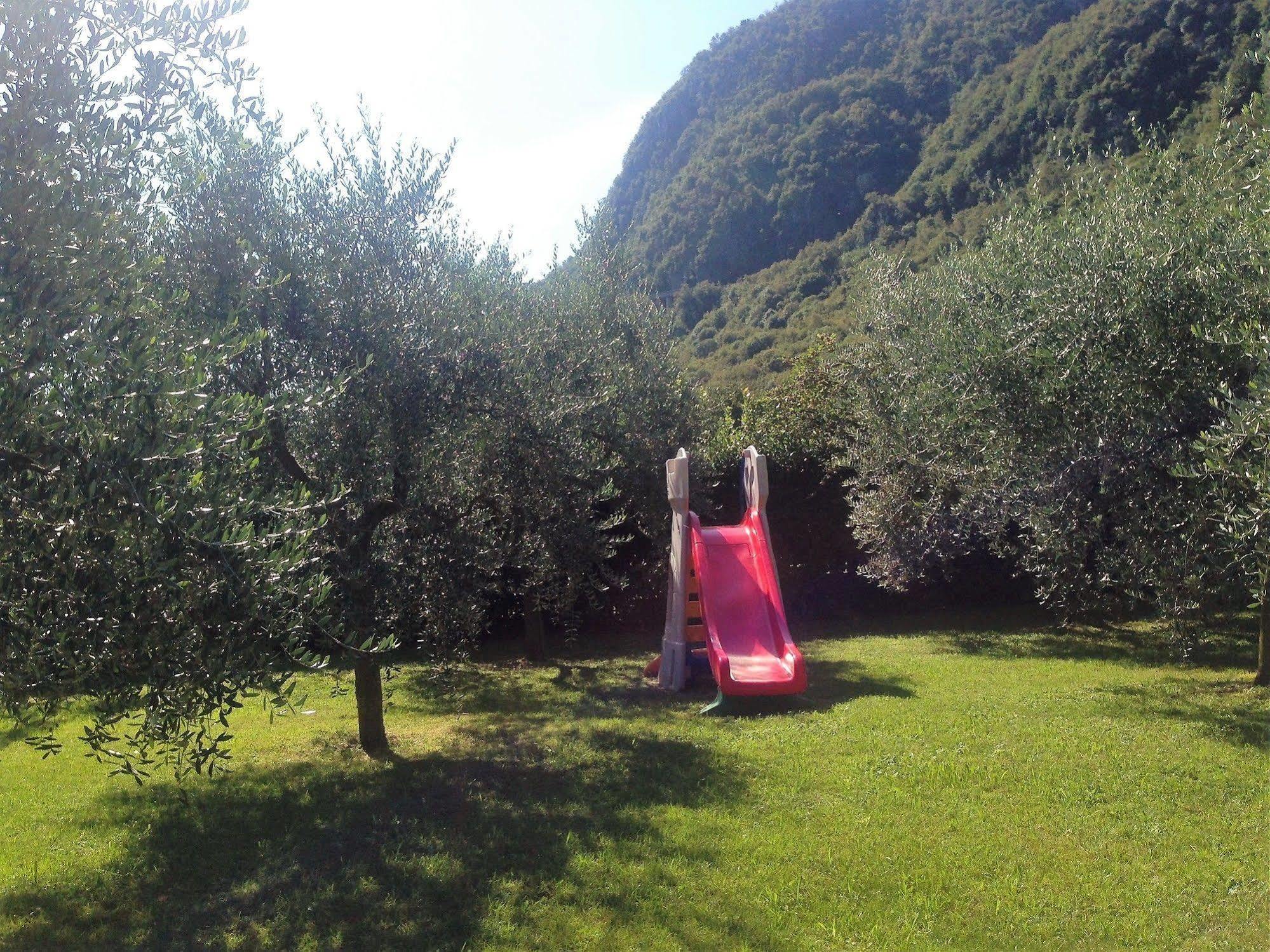 مانديلو ديل لاريو Bellagio Village المظهر الخارجي الصورة